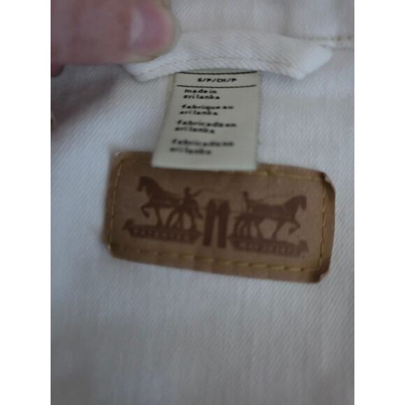 Levis Womens Small Trucker Denim Jacket Cream Western Silver Layering Minimalist - Picture 3 of 9